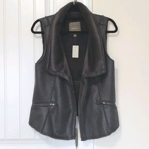 NWT Maurices Faux Suede Vest